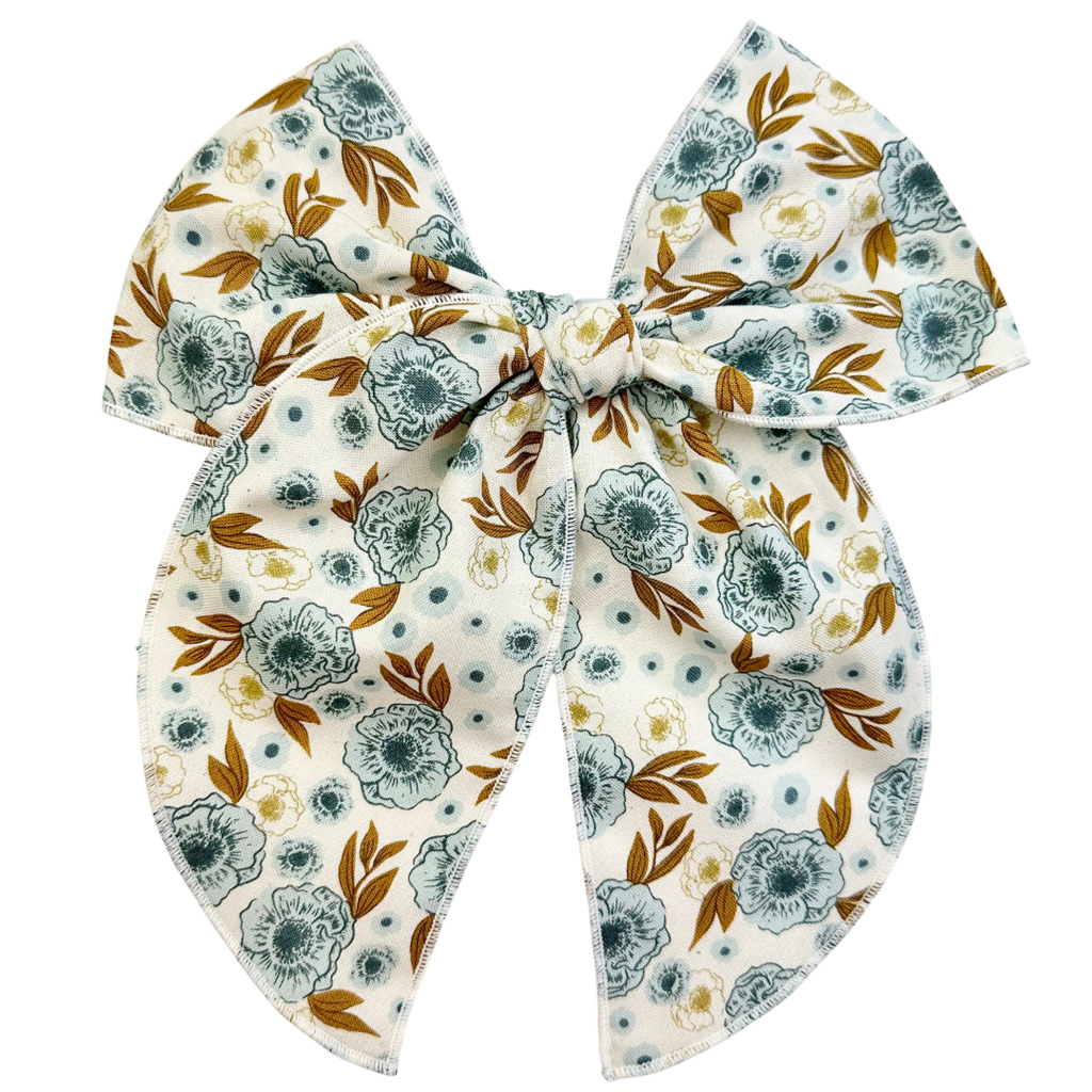 Dusty Blue Floral :: Oversized Traveler