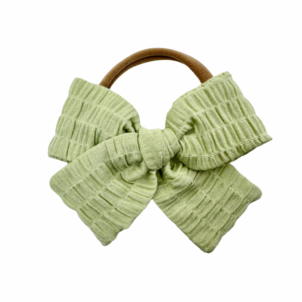 Green Smocked :: Mini Voyager Bow