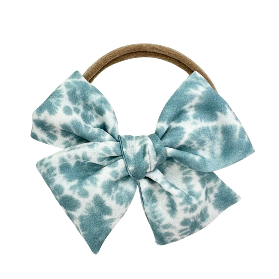 Blue Tie Dye :: Mini Voyager Bow