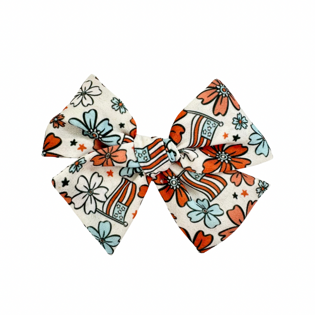 Betsy Floral :: Mini Voyager Bow